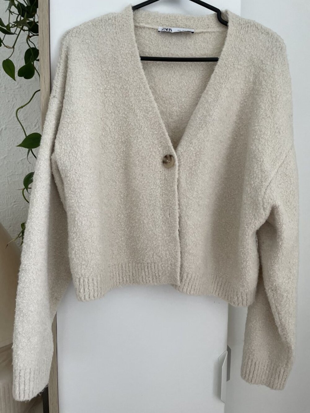 White vest from Zara